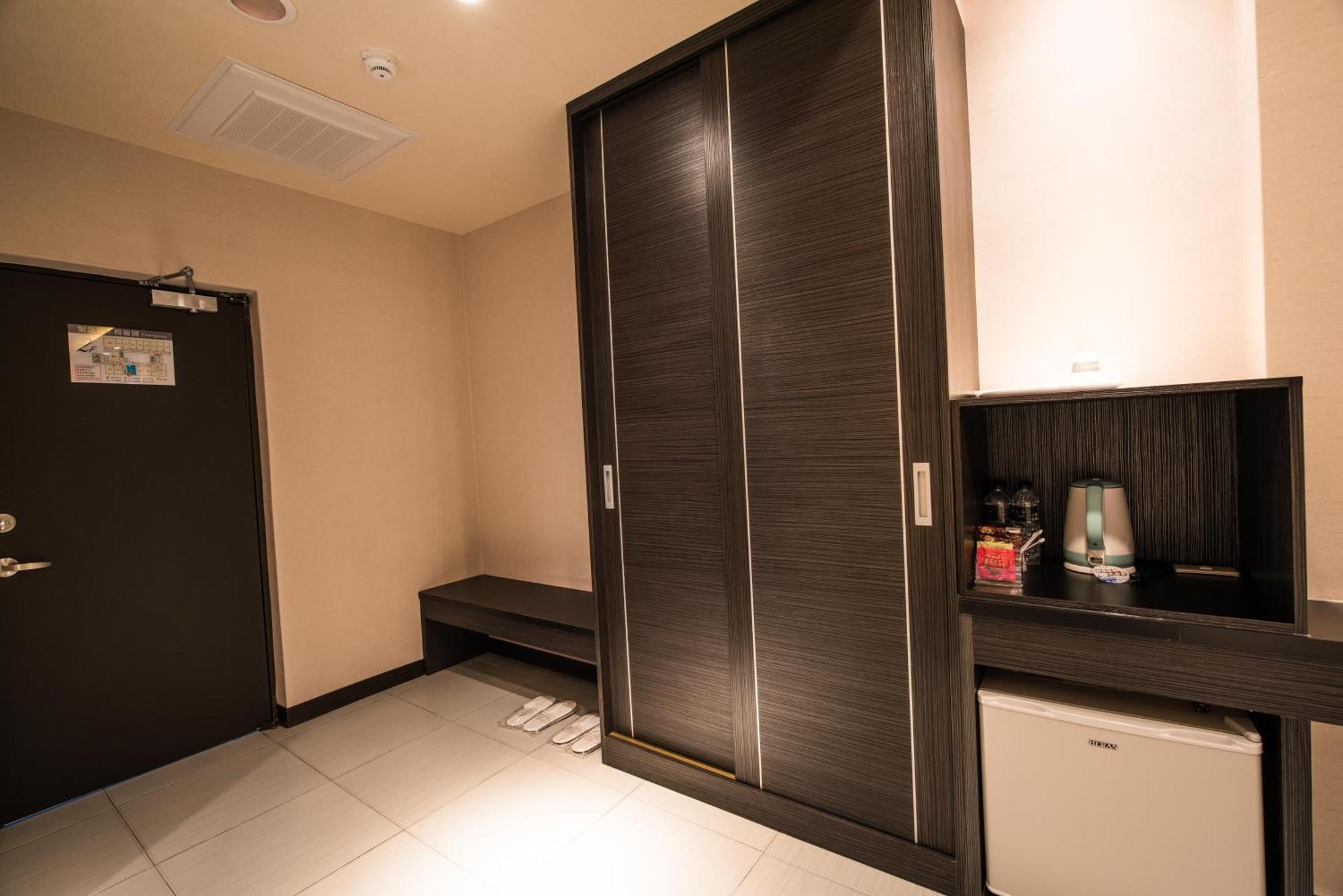 Dongdaemun Boutique Hotel Хуалиен Сити Екстериор снимка